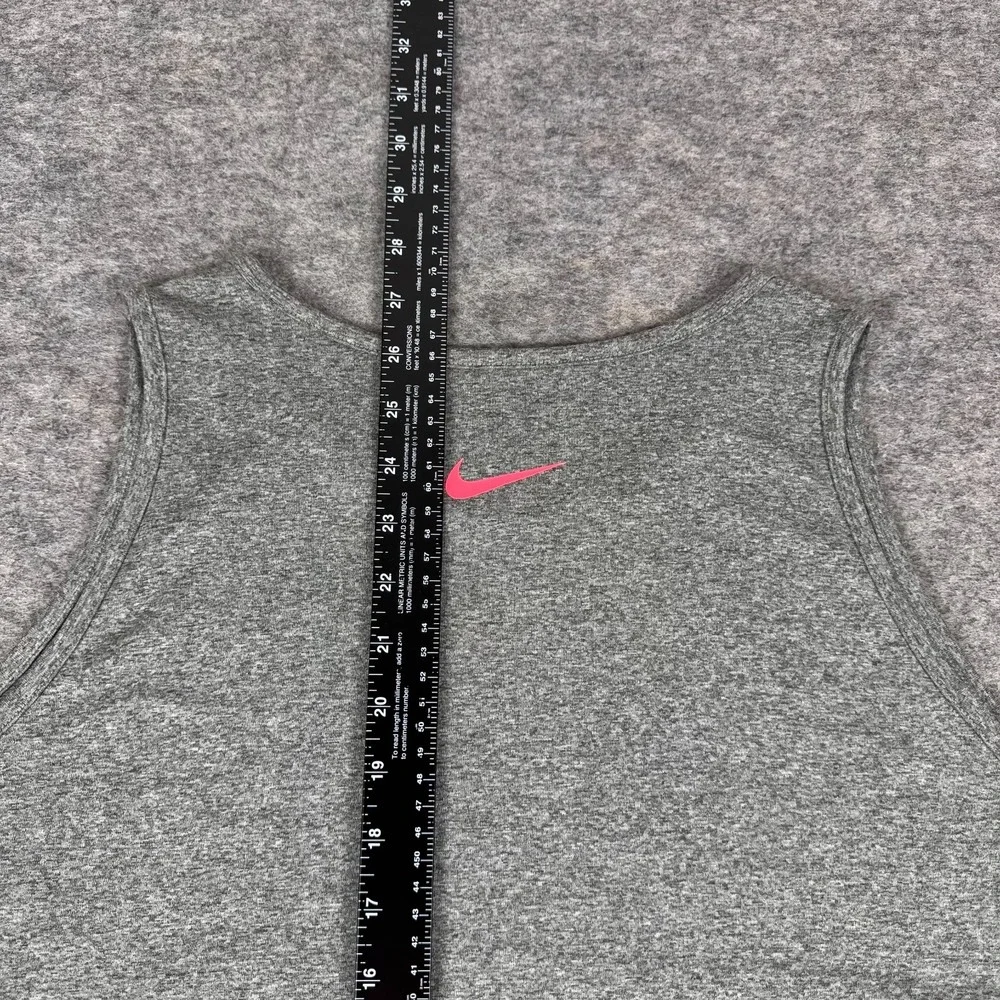 Nike item dri